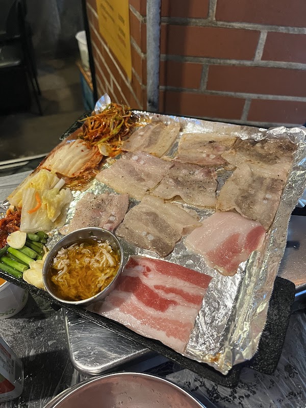 잠수교집 해방촌점 | Jamsugyojip Korean BBQ Restaurant - Haebangchon 3