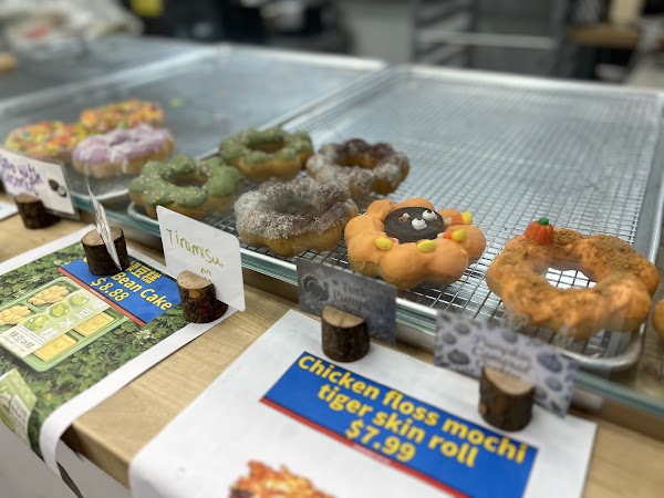 Peipei's Bakery🍩 2