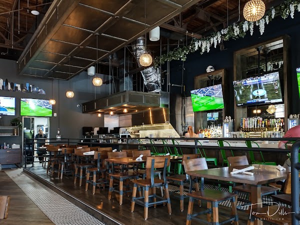 Tremont Kitchen + Bar 3