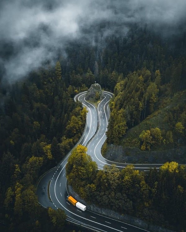 Kreuzfelsenkurve 5