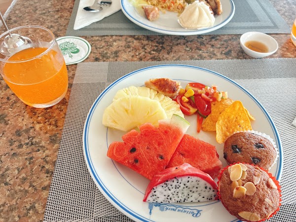 Pattaya Park Tower Restaurant 5