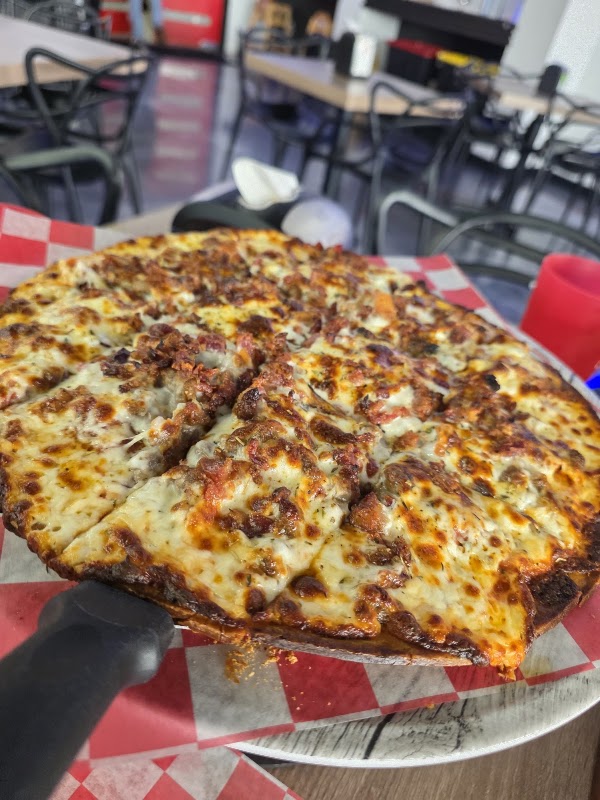 Chitalian Pizzeria 4