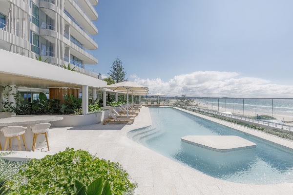 Kirra Point Holiday Apartments