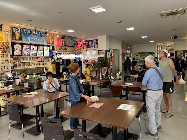 Hakodate Morning Market Square 5