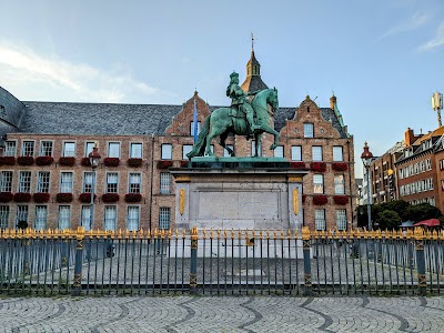 Marktplatz 2