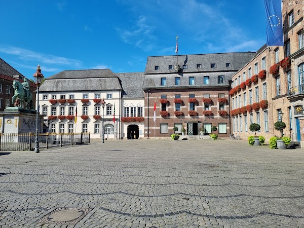 Marktplatz 6