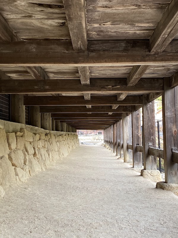Hokokujinja Senjokaku Pavilion 3