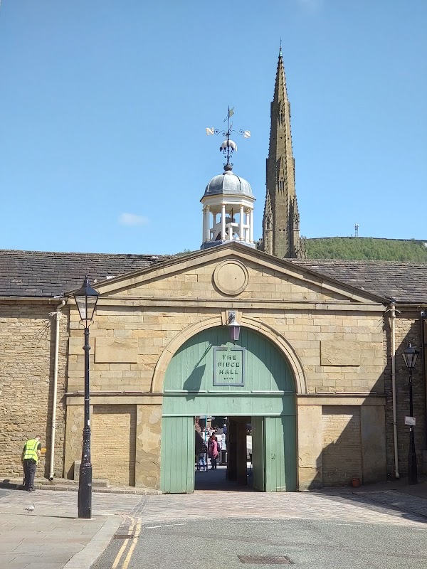 The Piece Hall 2