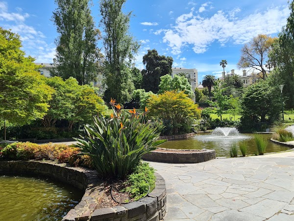 Treasury Gardens 2
