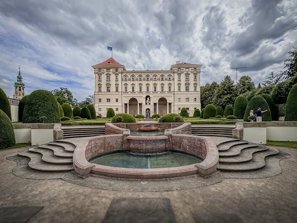 Zahrada Černínského paláce 1
