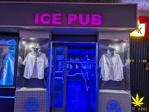 Ice Pub 3