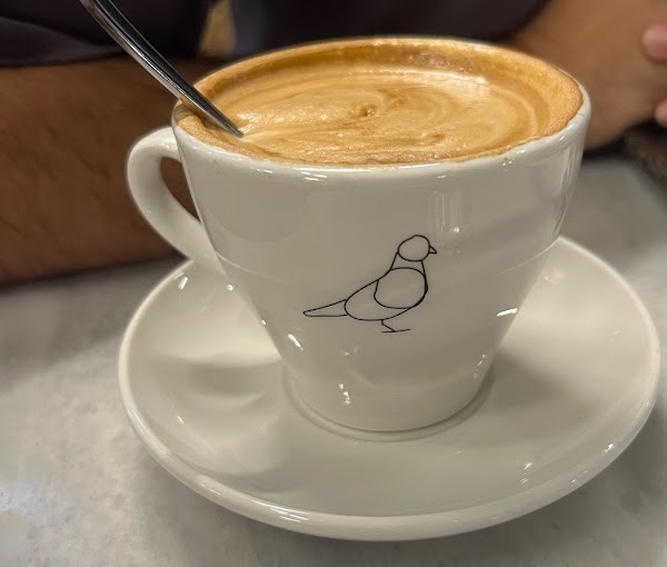 Pigeon Café & Bar 4