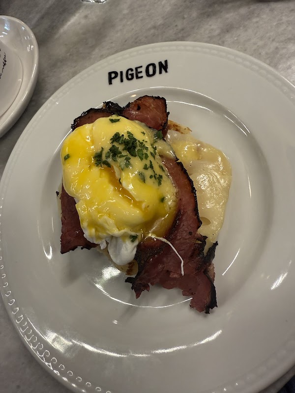 Pigeon Café & Bar 2