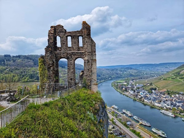 Grevenburg Castle Ruins