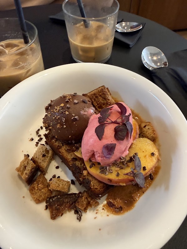 Uncommon Cafe 4