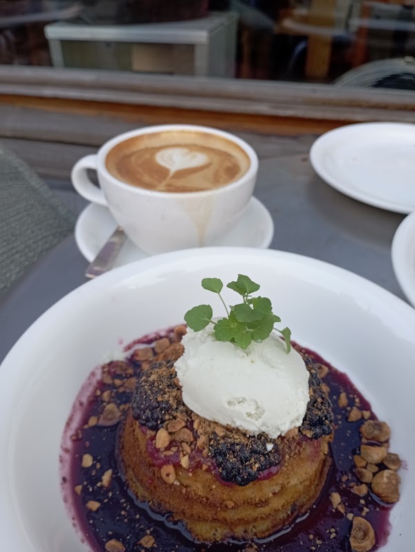 Uncommon Cafe 2