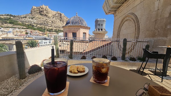 Terraza Mira Miralta rooftop 5