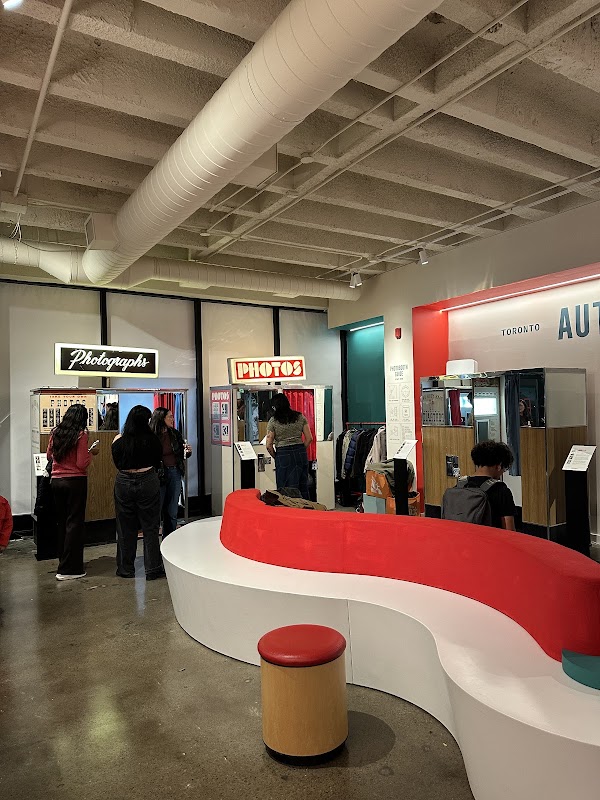 AUTOPHOTO | Photobooth Gallery & Museum 1