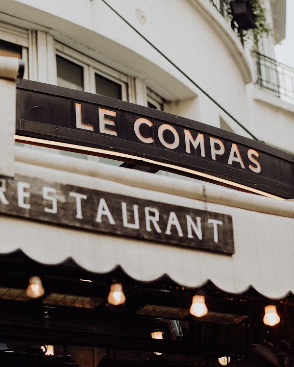 Le Compas