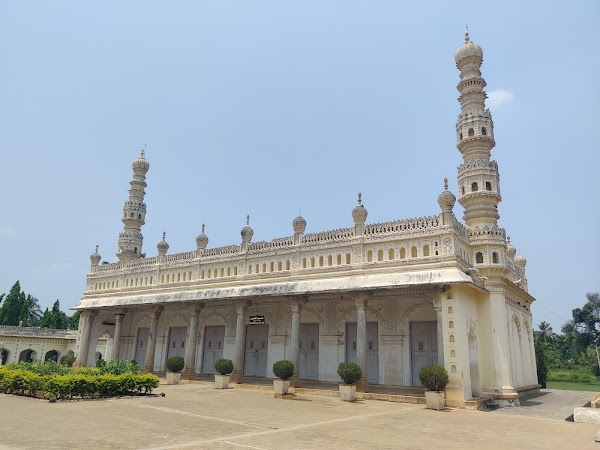 Gumbaz-e-Shahi