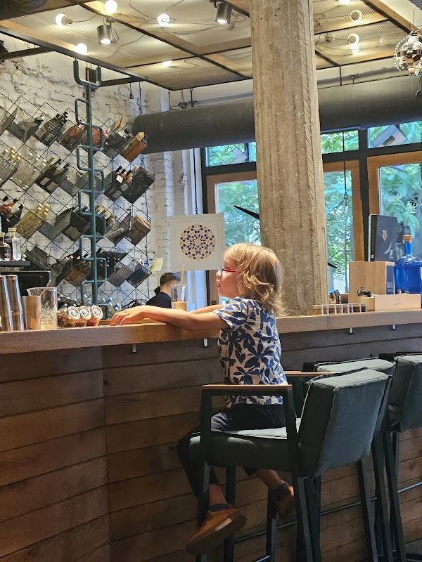 Cosmos Restaurant / Космос 2