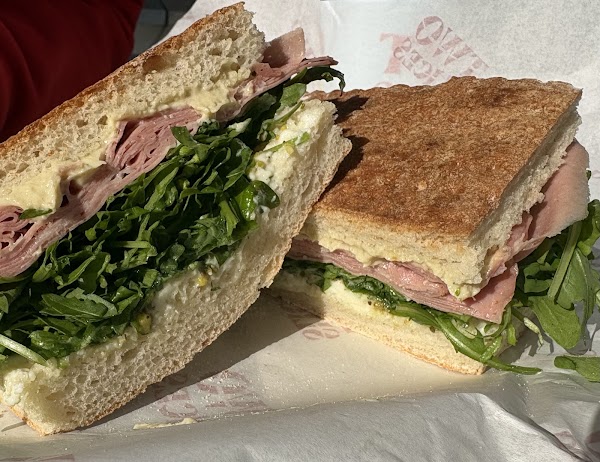 Two Slices Sandwich Bar - Scarborough 4