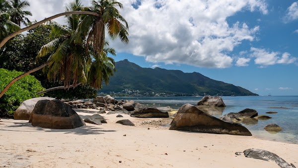 Beau Vallon Beach 4
