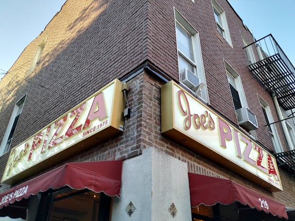 Joe's Pizza