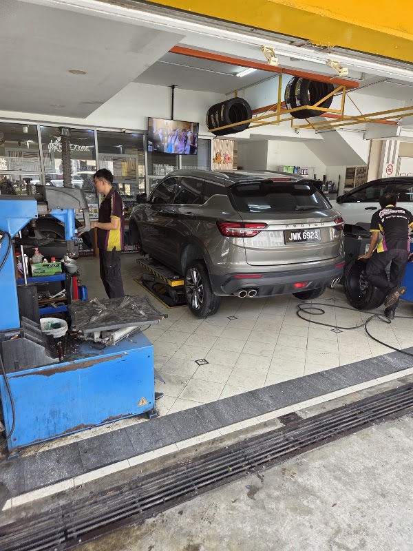 Tayaria - Wai Tyre Specialist (Tmn Putri) Sdn Bhd 4