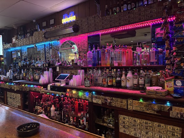 TnT Bar & Grille