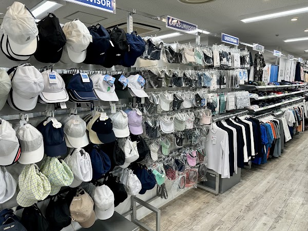 Windsor Racket Shop - Umeda 4