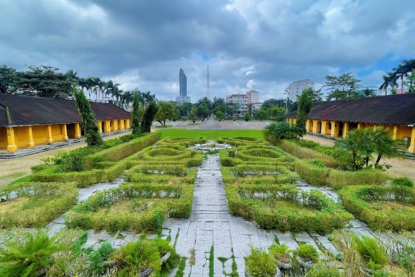 An Dinh Palace 2
