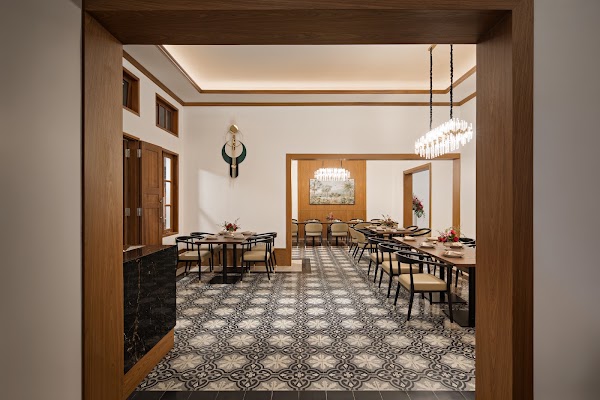 Bumi Aki Heritage Bandung - Sajian Sunda Modern, Satu Meja Tiga Generasi 1