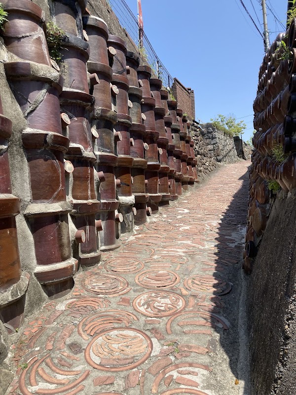 Tokoname Pottery Path 5