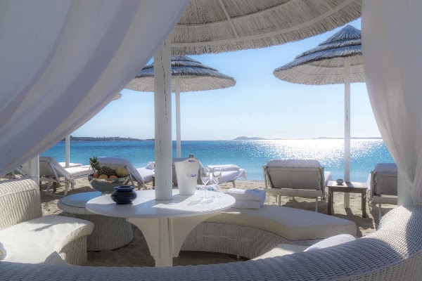 WhiteBeachClub CostaSmeralda