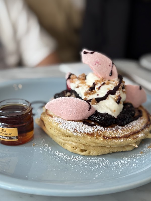 EDMOND café (Breakfast | Brunch | Cakes) 3