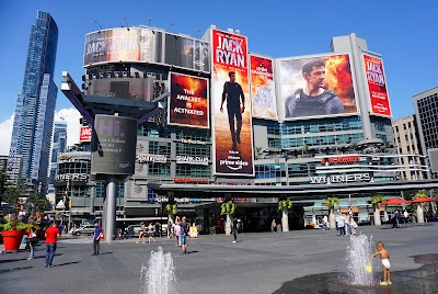 Yonge-Dundas Square