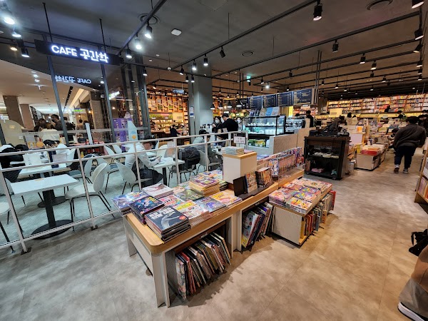 Hyundai Premium Outlets Songdo 4