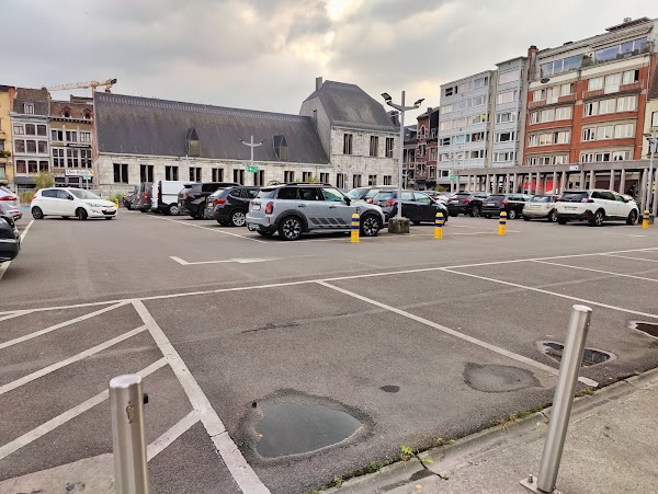 Parking Cité 3