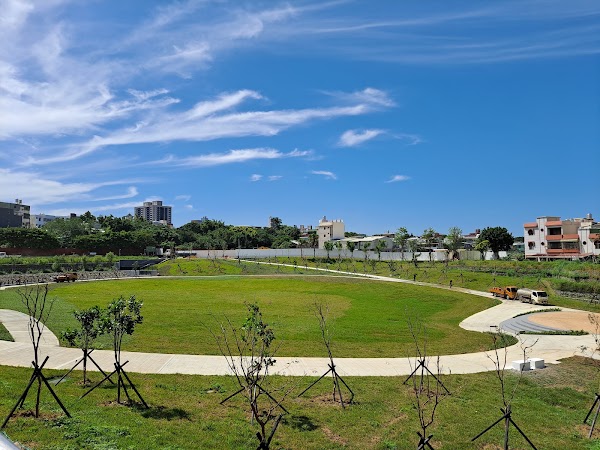 Longshan Pond Ecology Park