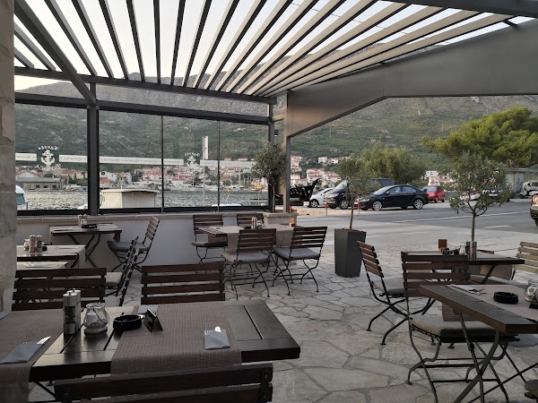 Tavern Bonaca