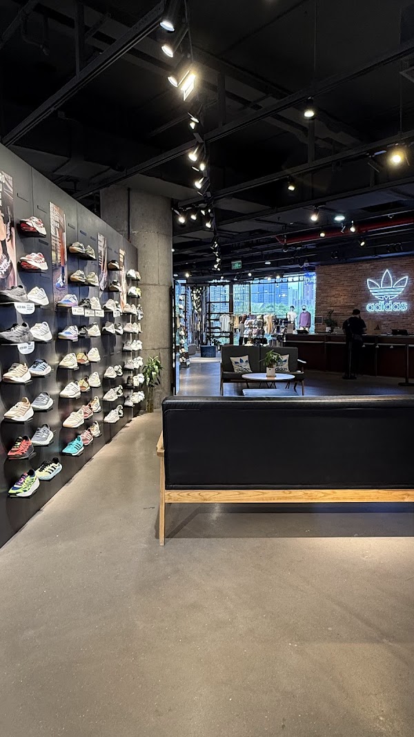 Adidas 4