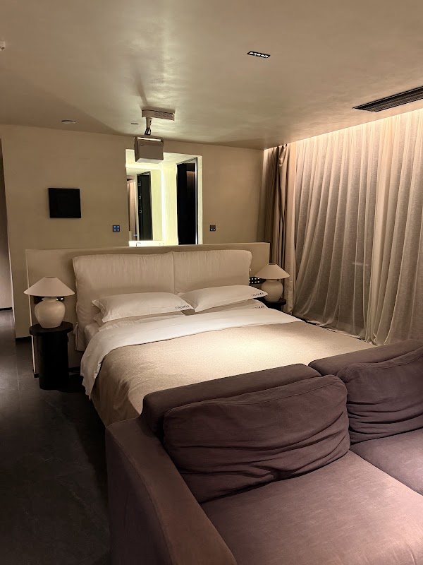 YINGMAN HOTEL