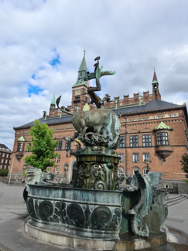 Rådhuspladsen 3