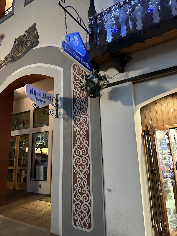 Icicle Creek Clothing