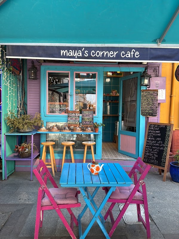Maya's Corner Cafe 4