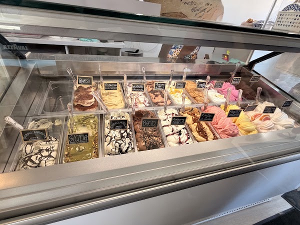 Mizzica Gelateria & Cafe 3