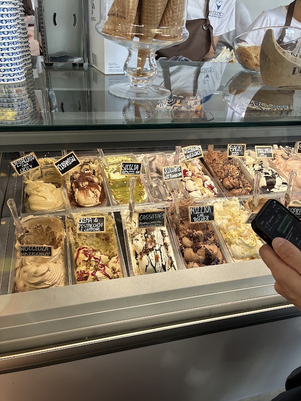 Mizzica Gelateria & Cafe 2
