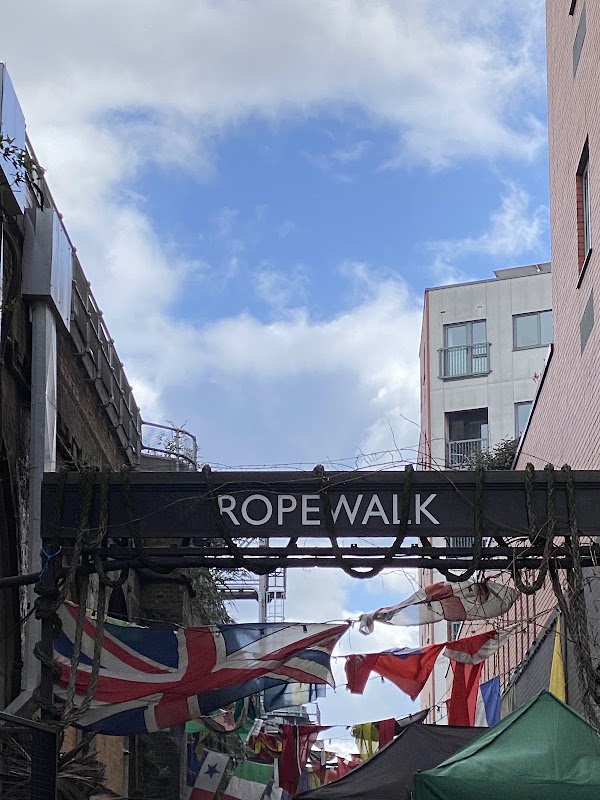London 38