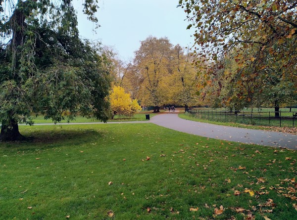 Myatt's Fields Park 5
